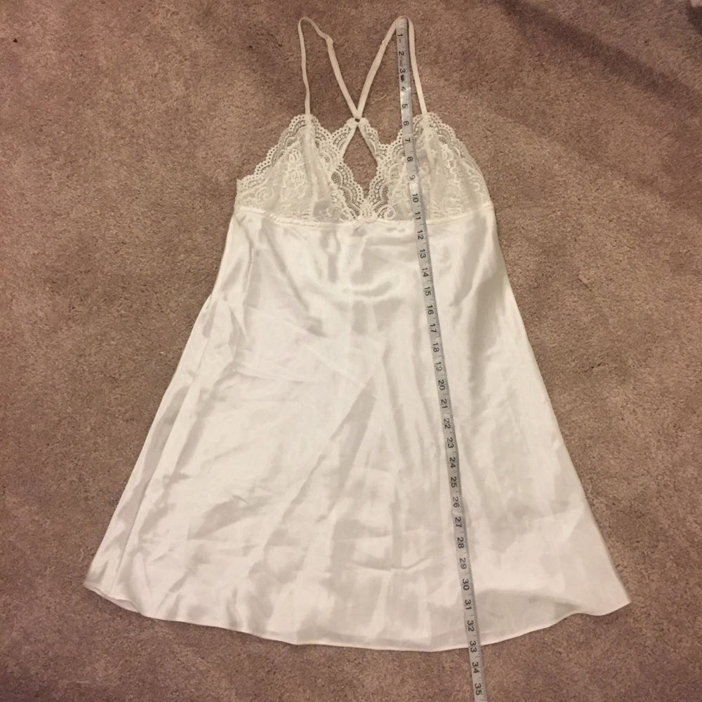 Final 💵 🆕white lace nightie 💋